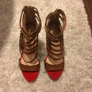 NWT GORGEOUS BEBE HEELS